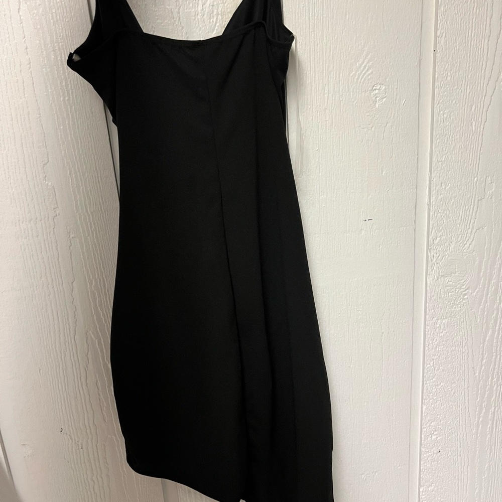 Windsor, medium asymmetrical black dress.